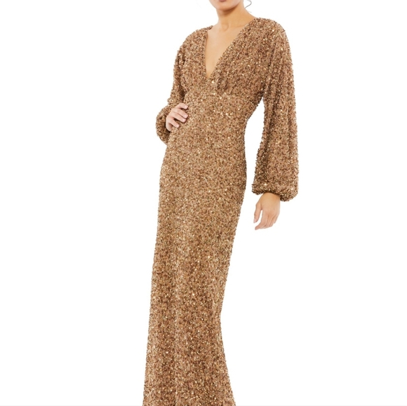 Mac Duggal Dresses & Skirts - MacDuggal bronze Sequin gown Size 8 and 6 available new with tags